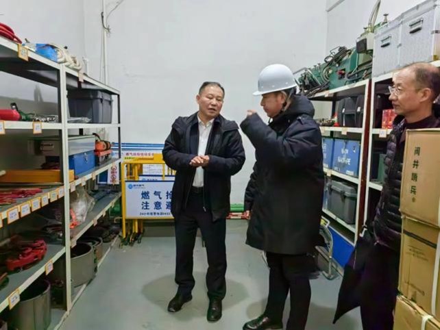 吉林省住房和建设厅副厅长调研l两市市政基础设施重点工作