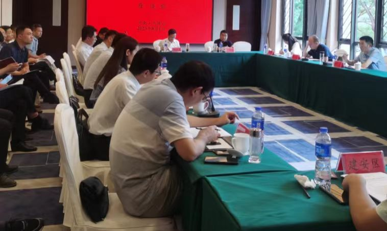 河南省发展改革委积极开展服务型行政执法“微宣讲、走基层”活动