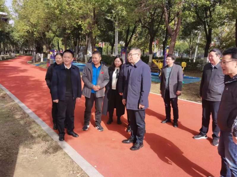 省发改委党组成员、派驻纪检监察组组长李凯同志调研督导襄阳市和孝感市体育公园项目建设情况