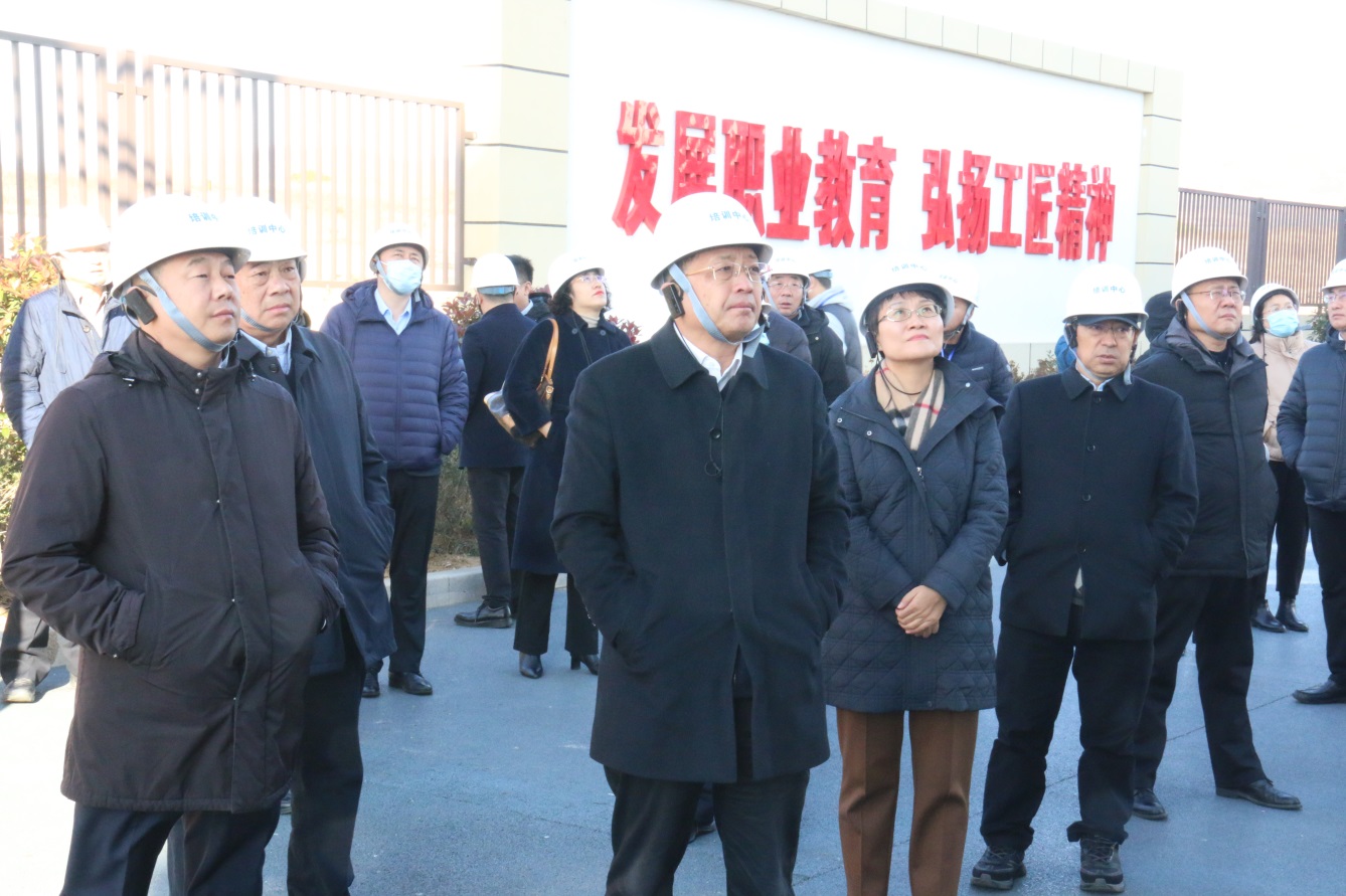 山东全省建筑安全生产管理和特种作业人员培训考核管理服务工作会议在日照市召开