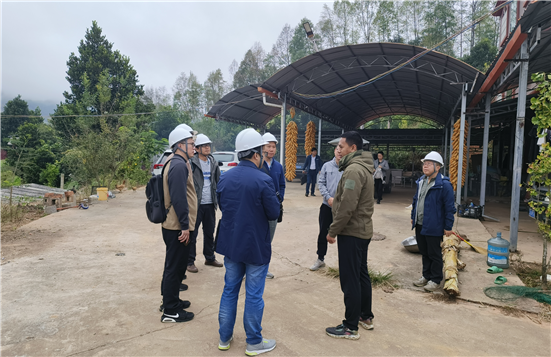 云南省住房城乡建设厅专家组赴德宏州开展地震受灾农房排查工作