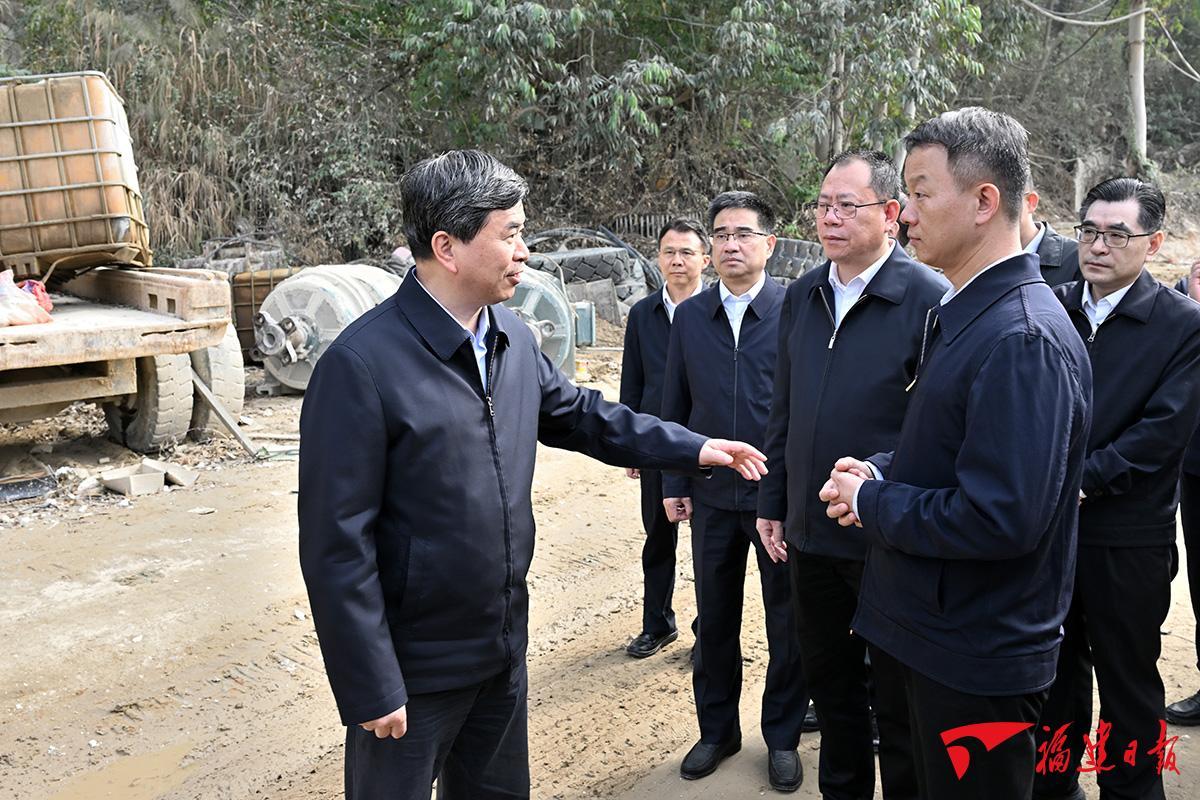 福建省委书记、省人大常委会主任周祖翼现场督导中央生态环境保护督察典型案例通报问题整改工作