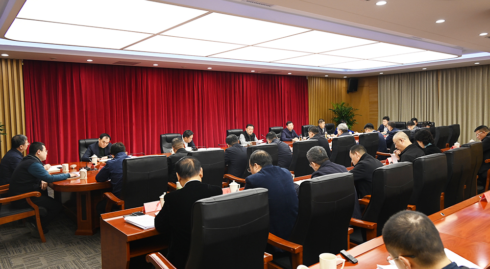 河北省住房城乡建设厅召开党组扩大会议 于文学主持会议并讲话