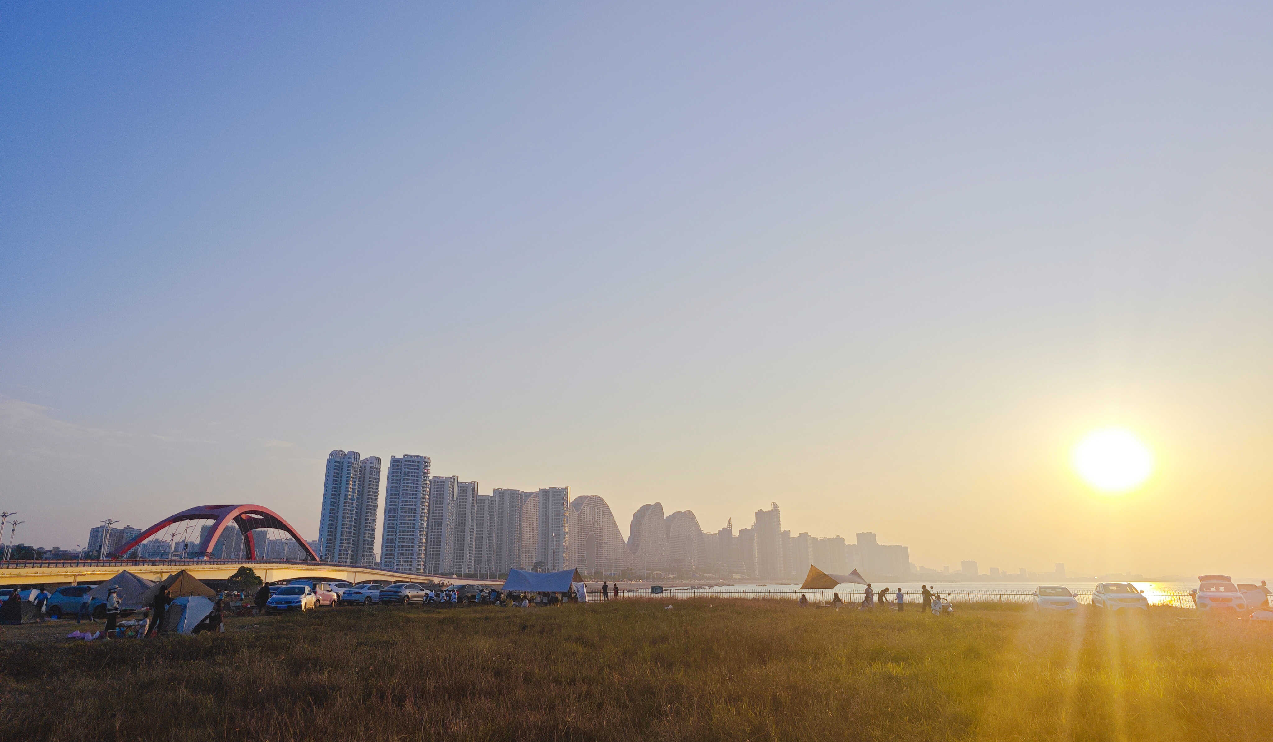 广西全力推进园林绿化建设 让城市更绿更宜居