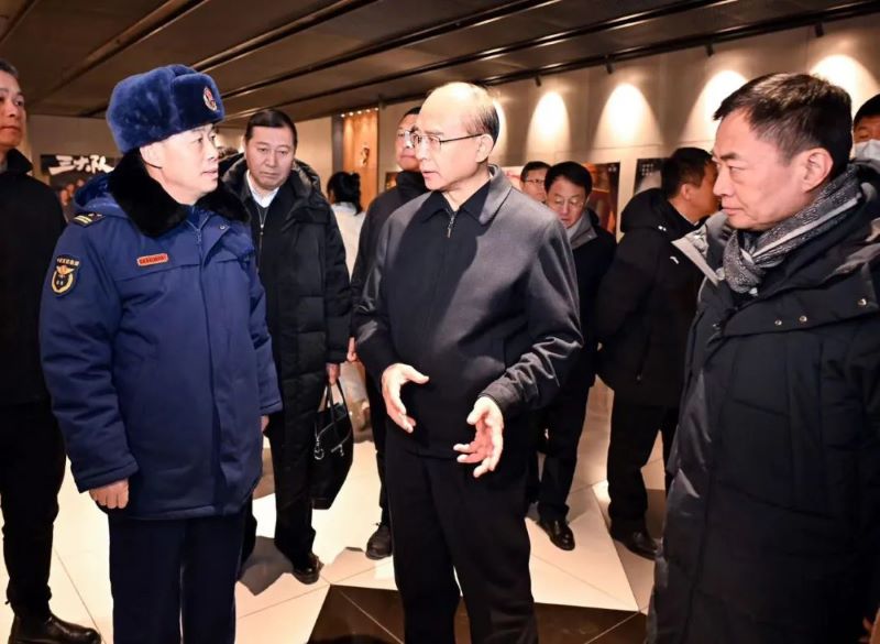 黑龙江省委书记、省人大常委会主任许勤到哈尔滨市检查调度安全生产和低温冰雪灾害防范应对工作