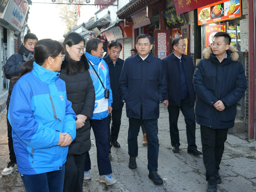山东省发展改革委党组书记、主任孙爱军到芙蓉街社区深化“双报到”工作