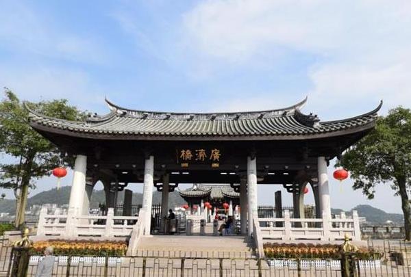 广东省通用安装工程综合定额2018第九册《消防工程》的主要内容和特点可以归纳如下：