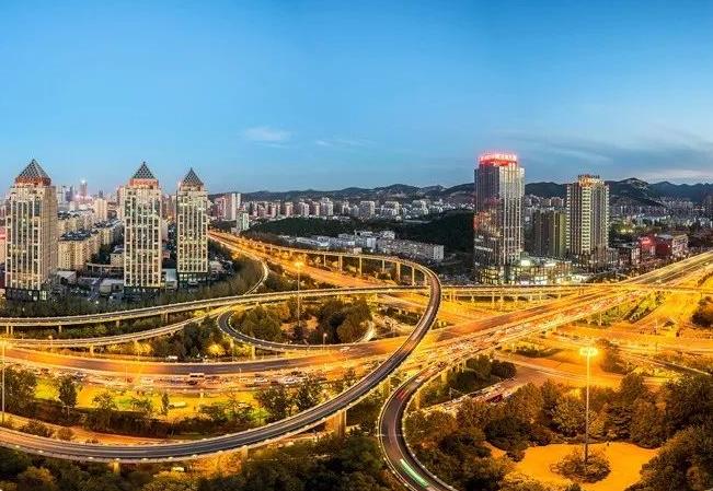 交通建设工程的材料价格信息主要用于工程预算和采购参考，当事人应综合考虑工程项目特点、市场材料价格行情、品牌档次等因素，采取市场询价、协商定价等方式确定所使用材料的价格